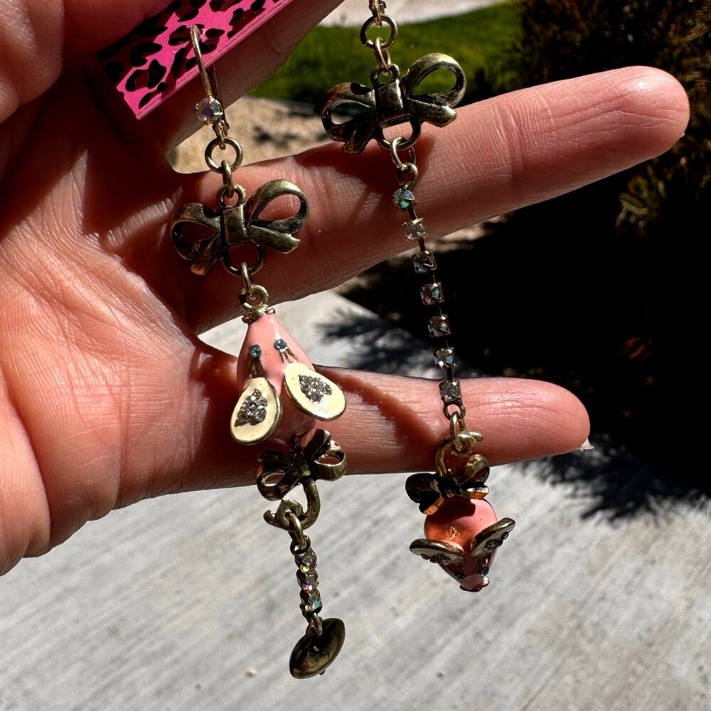 Betsey Johnson enamel pink mouse bow asymmetric dangle earrings bling accents